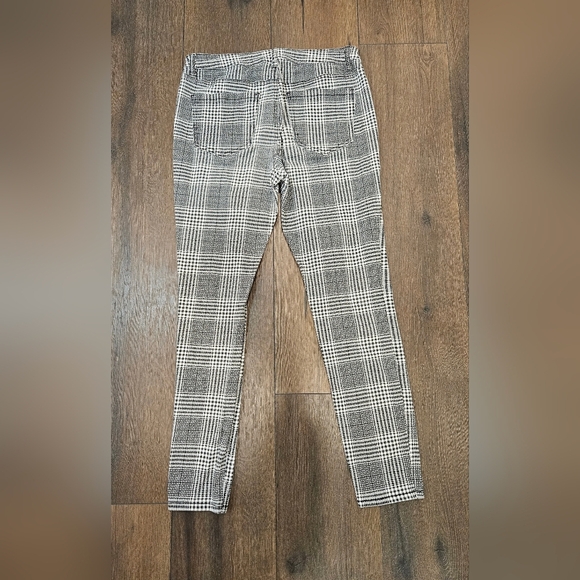 Refuge Plaid Skinny Pants - Size 8 - Picture 12 of 12